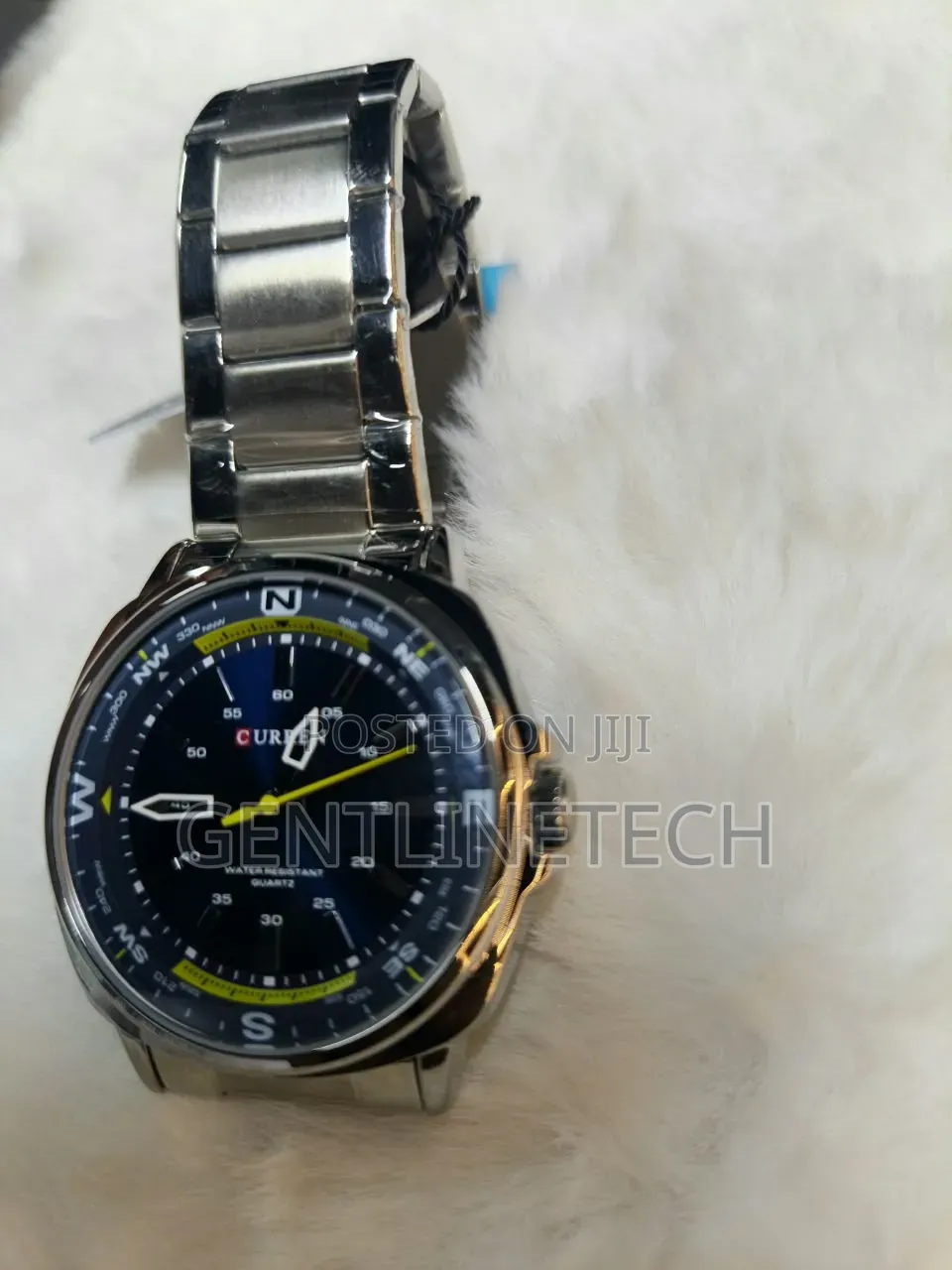 Curren 8455 Stainless Steel Men's Wristwatch – KSh 3,000