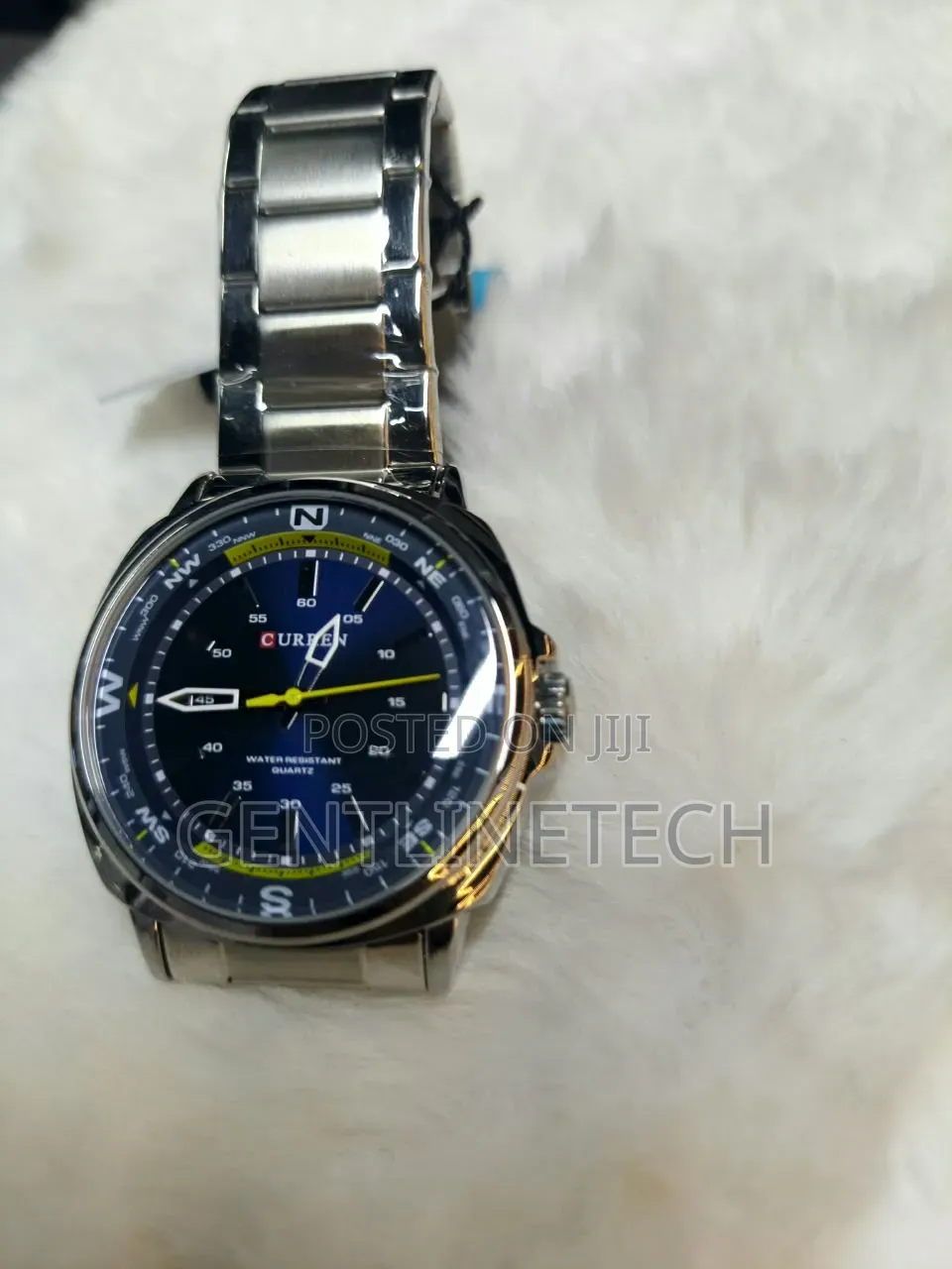 Curren 8455 Black Dial Fashion Watch for Men – KSh 3,000