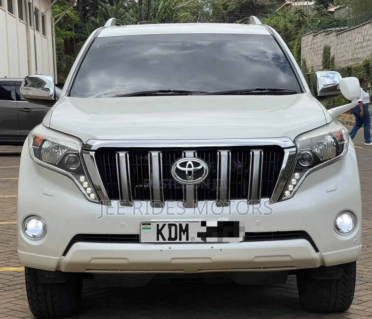 Toyota Land Cruiser Prado 2016 Ivory