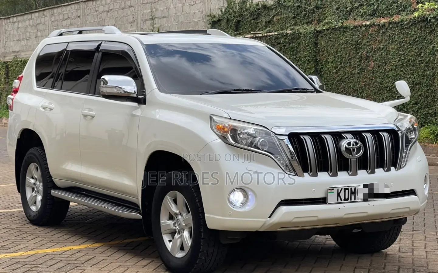 Toyota Land Cruiser Prado 2016 Ivory