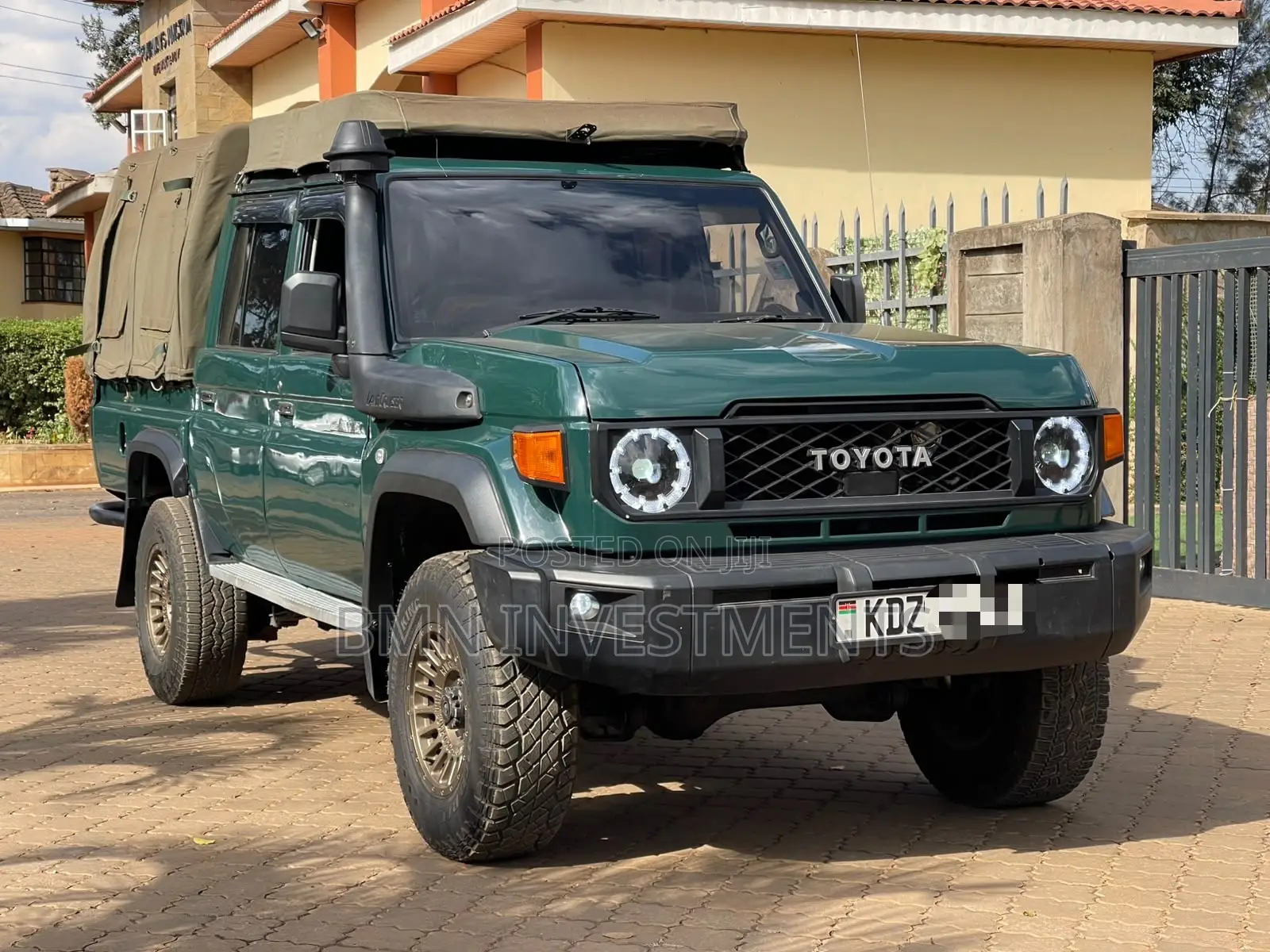 Toyota Land Cruiser 2014 Green