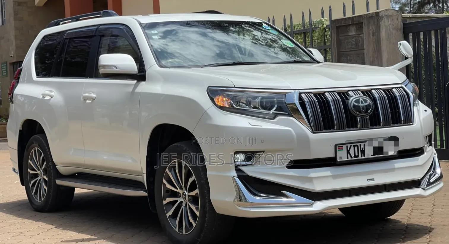 Toyota Land Cruiser Prado 2018 Pearl