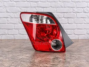 Tail Lamp / Tail Light Toyota IST 2006 - 2007