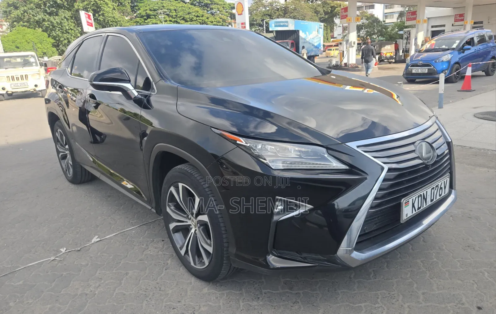 Lexus NX 200t FWD 2016 Black