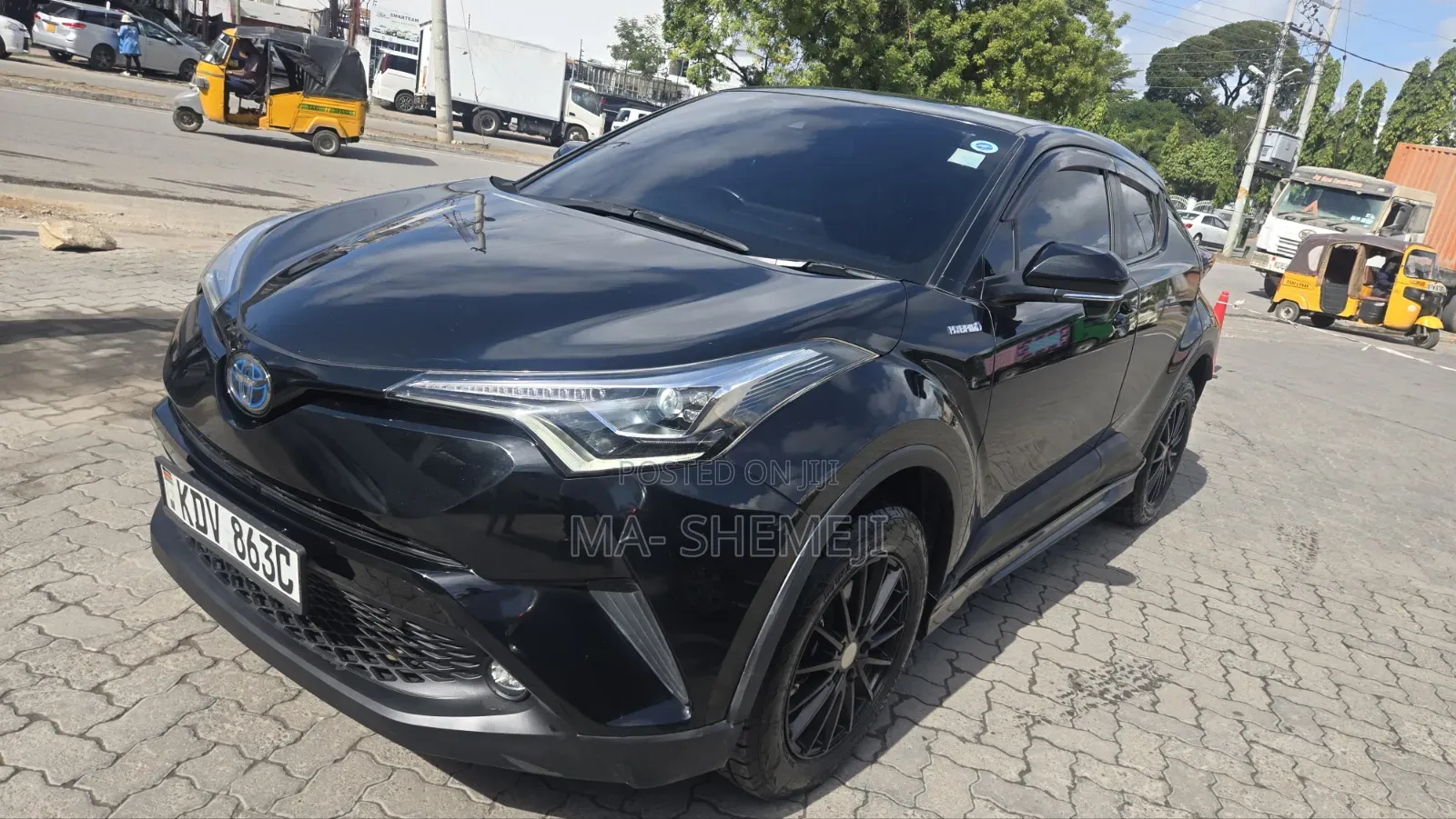 Toyota C-HR XLE FWD Sport Utility (2.0L 4cyl 2AM) 2018 Black