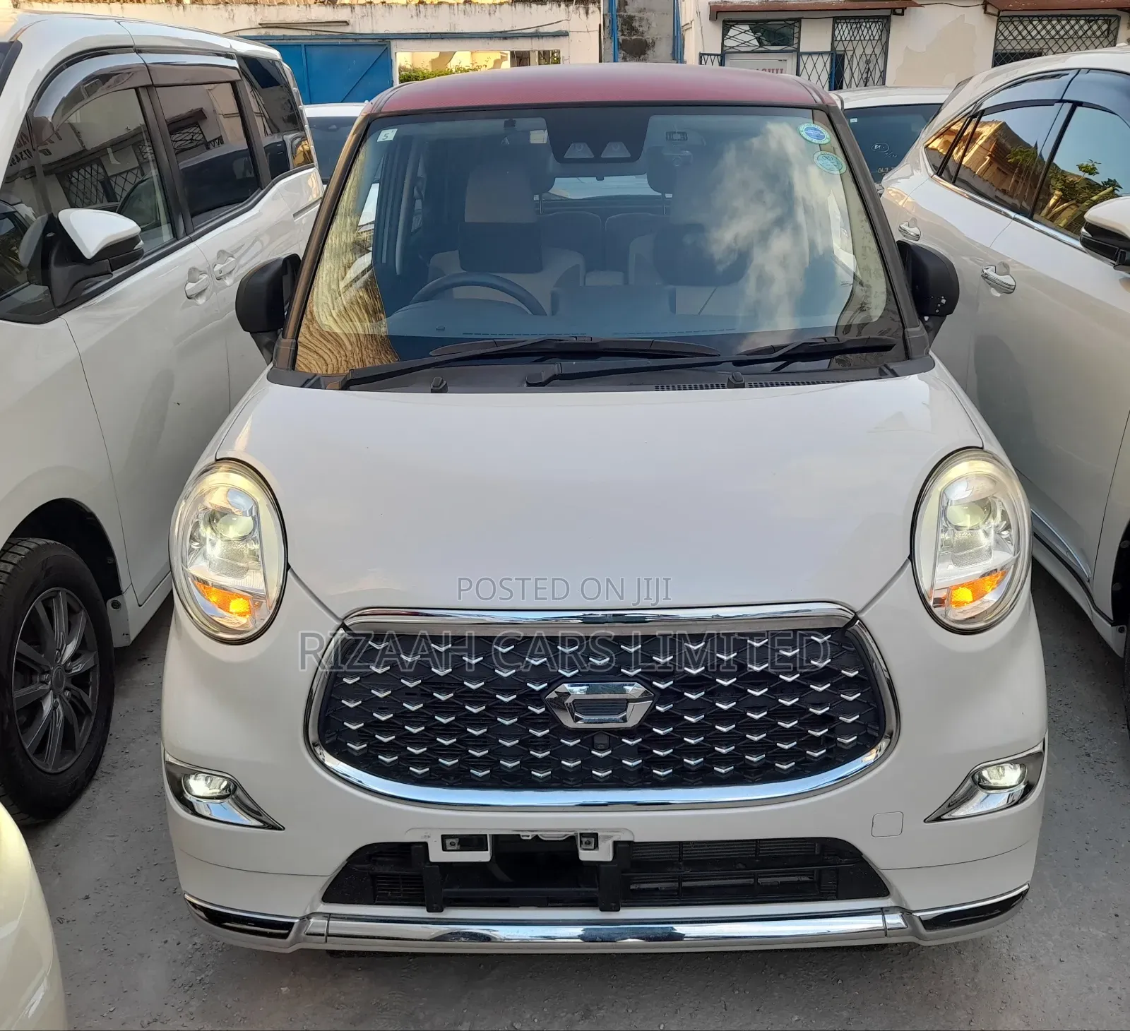 Daihatsu Cast 2020 White
