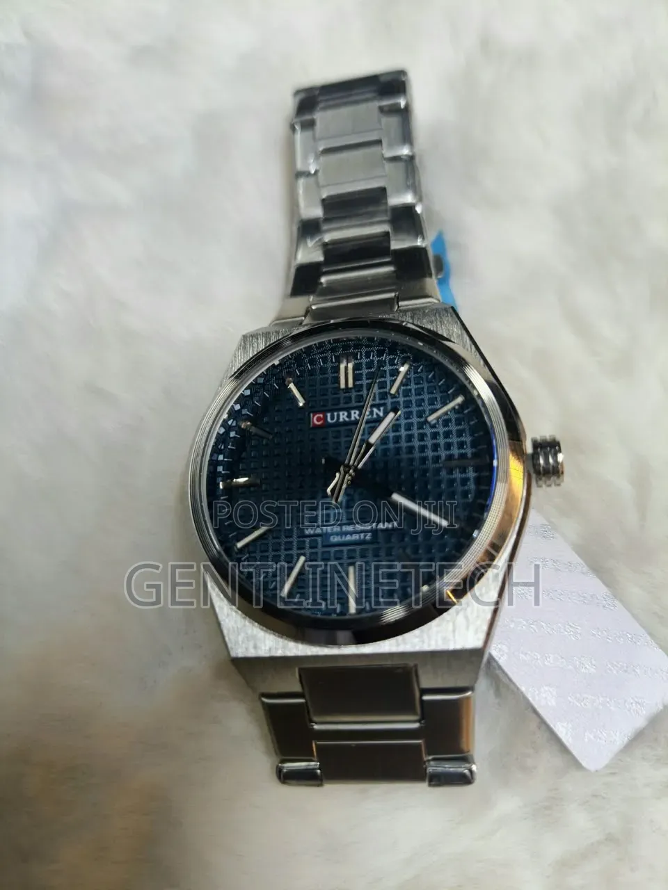 Curren 8439 Silver Strap Watch – KSh 3,500