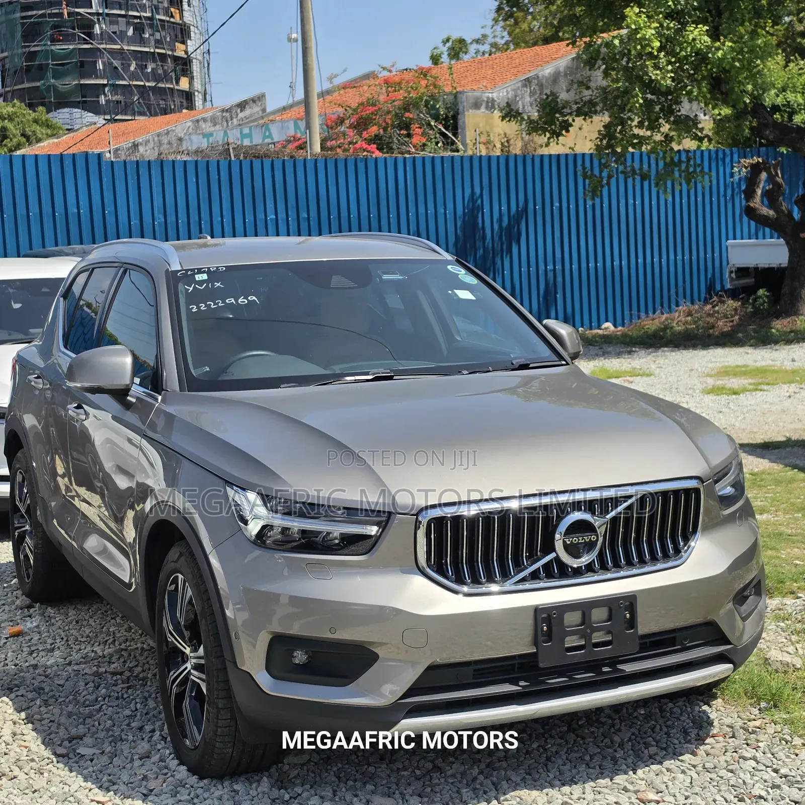 Volvo XC40 T5 Petrol AWD 2019 Gold
