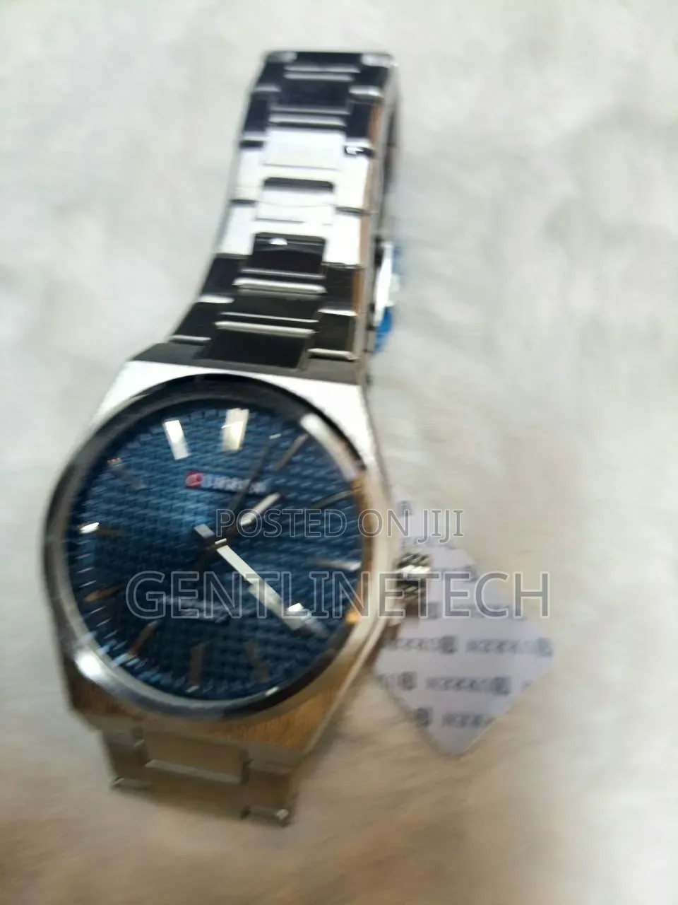 Curren 8439 Classic Men's Wristwatch – KSh 3,500
