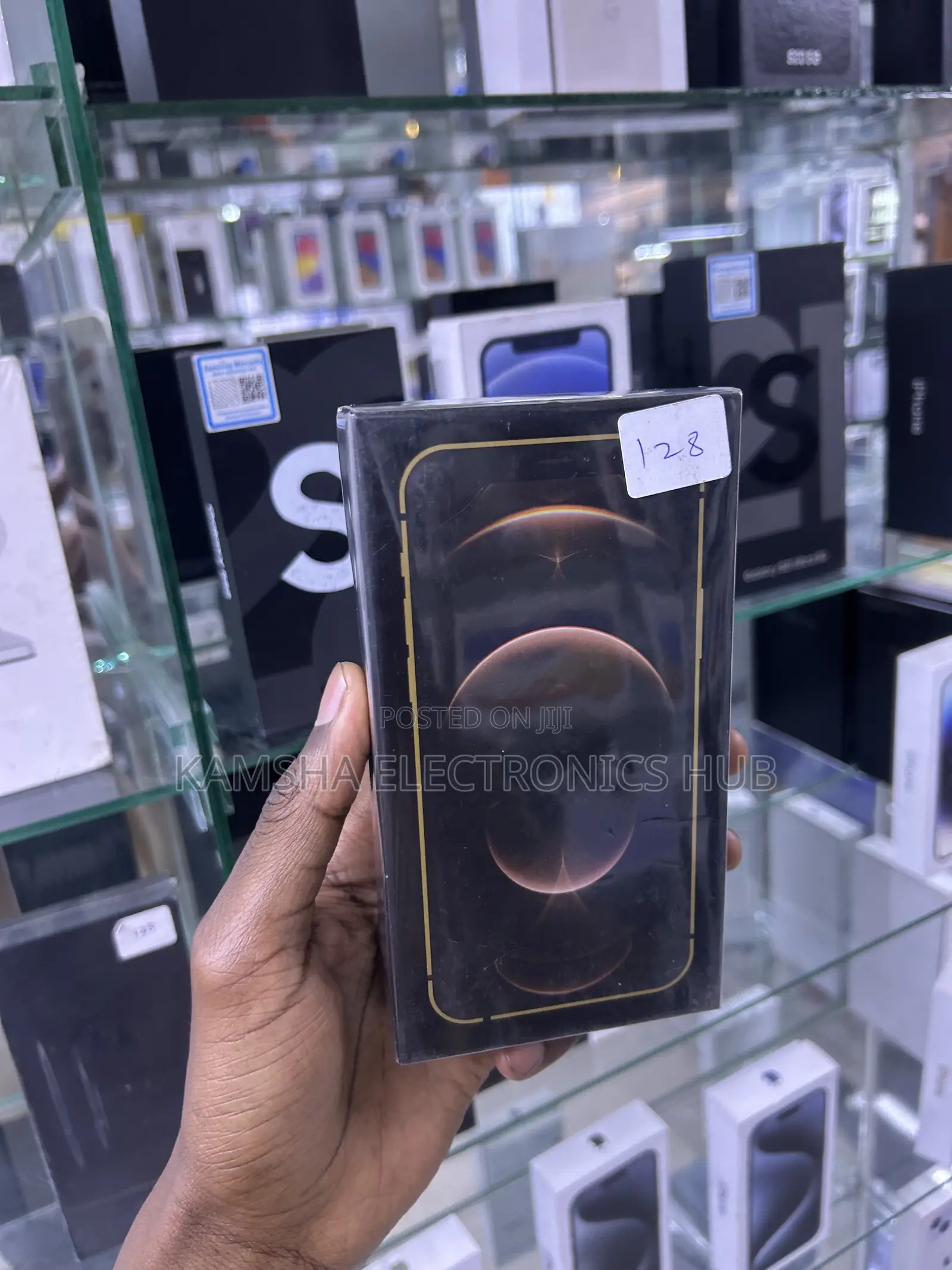 New Apple iPhone 12 Pro 128 GB Gold