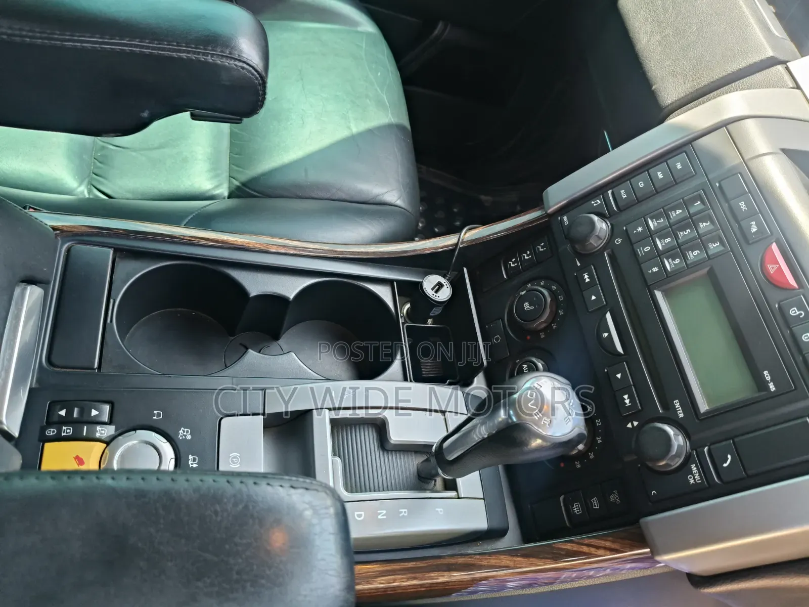 Land Rover Range Rover Sport 2010 Gray