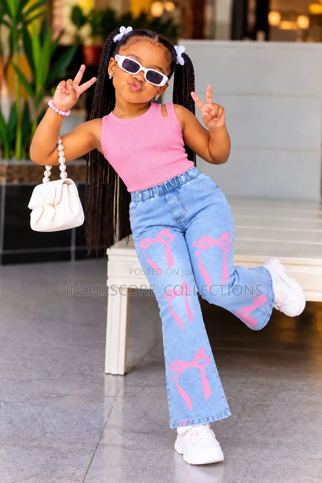 Girls’ 2-Piece Set* *Fashionable Top + Hipstar*