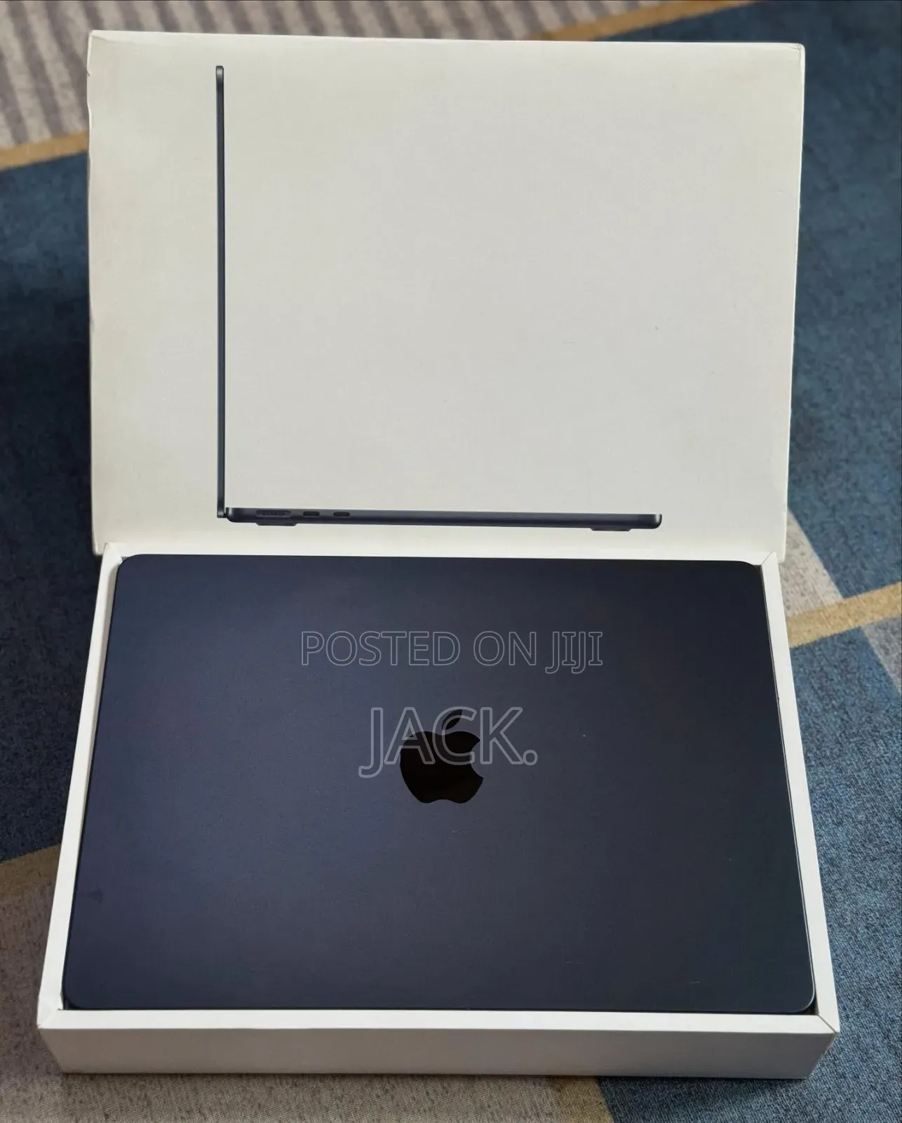 Laptop Apple MacBook Air 2022 M2 8GB Apple M2 SSD 256GB