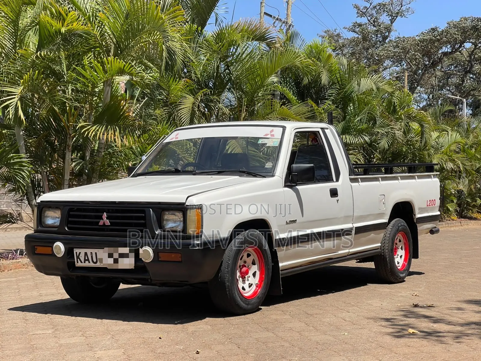 Mitsubishi L200 2005 White
