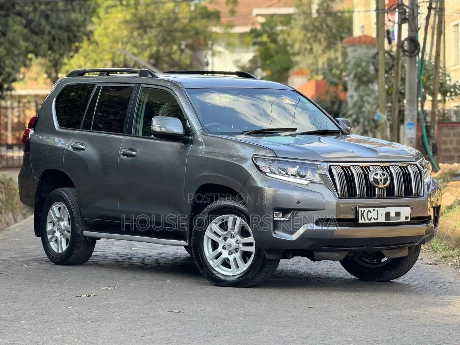 Toyota Land Cruiser Prado 2011 Brown