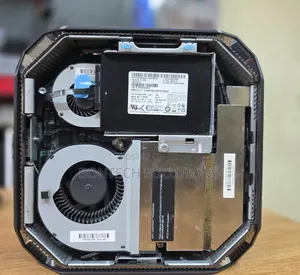 Desktop Computer HP Z2 G4 Mini 16GB Intel Xeon SSD 512GB
