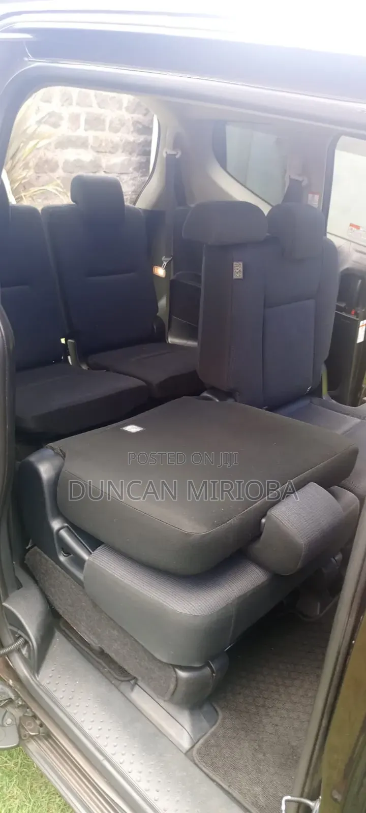 Toyota Sienta 2016 Brown