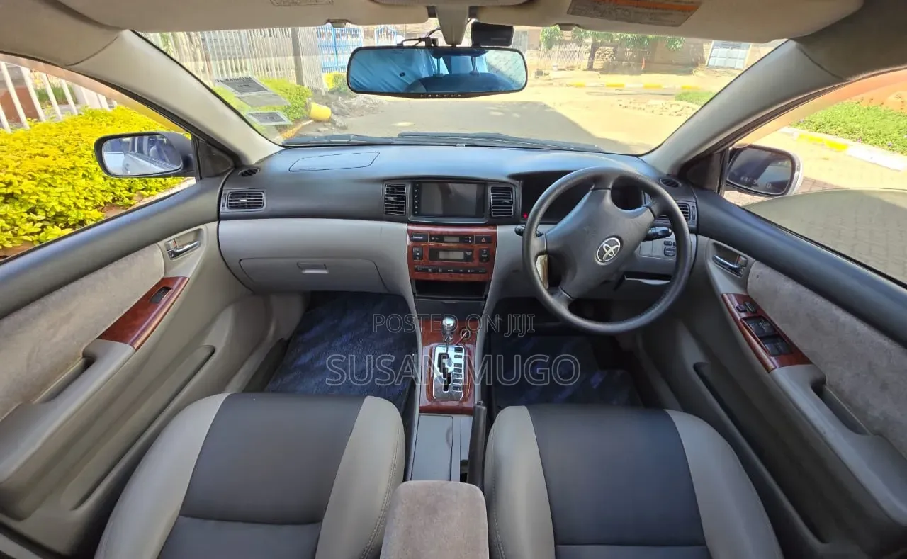 Toyota Corolla 2005 Silver