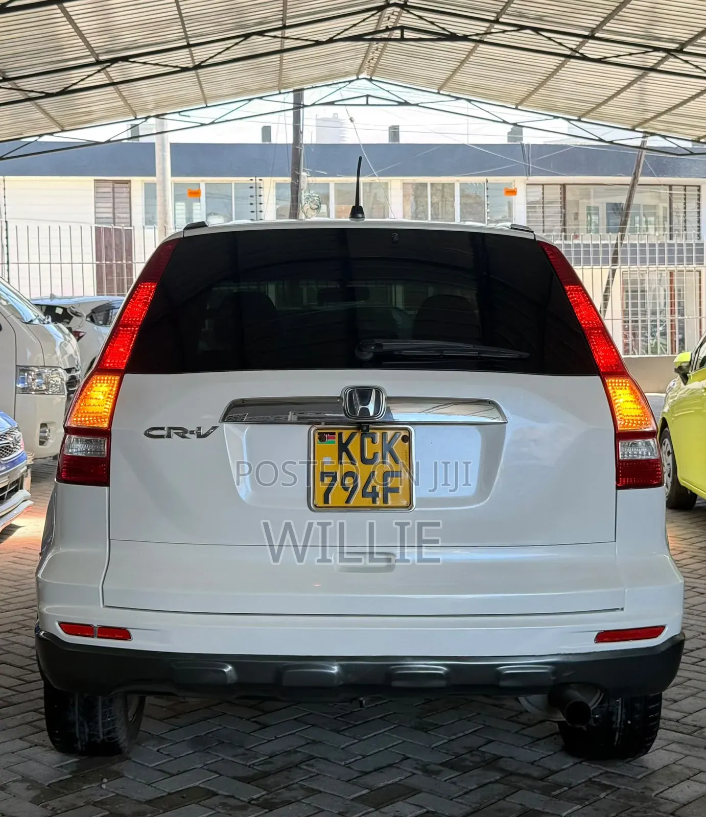 Honda CR-V 2010 White