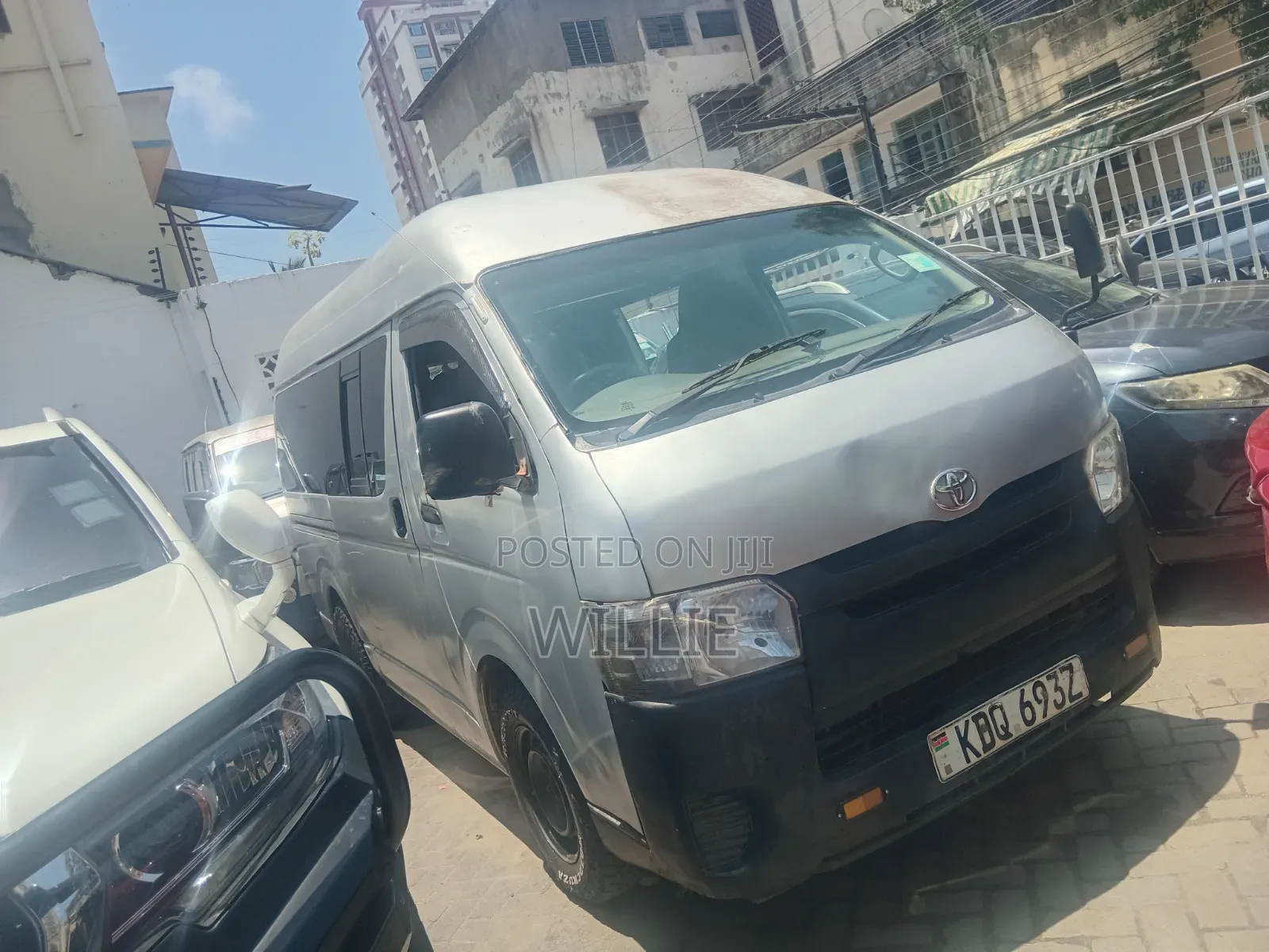 Toyota HiAce 2017 Silver