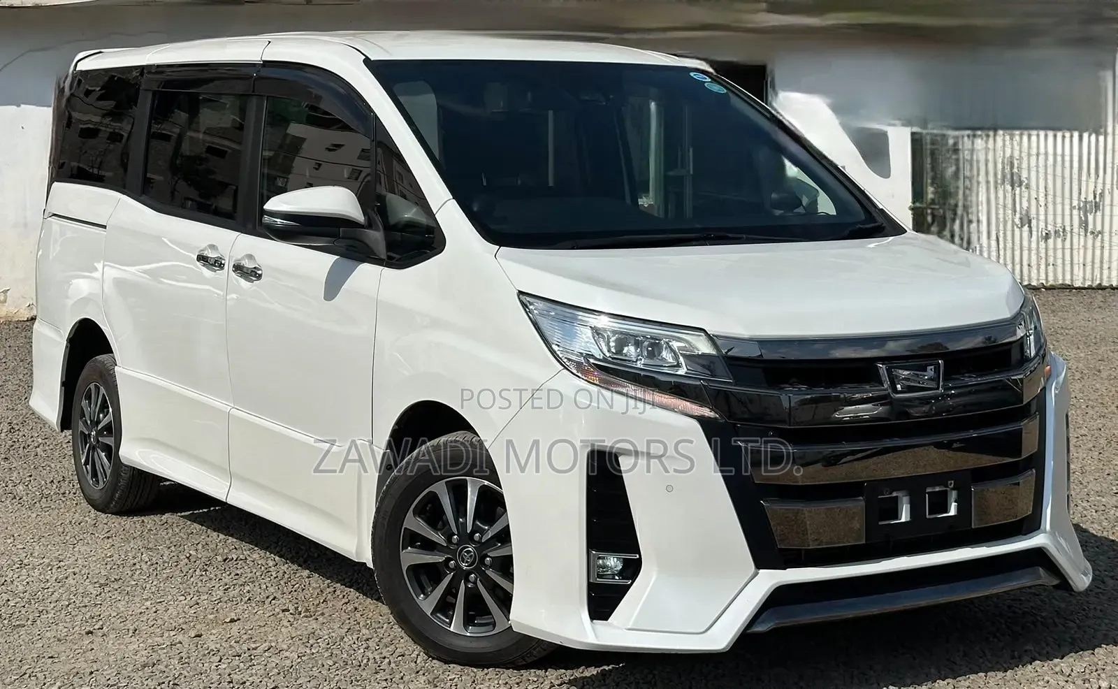 Toyota Noah 2.0 FWD (8 Seater) 2020 White