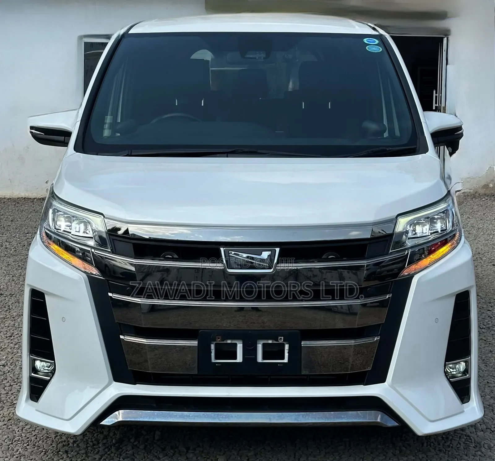 Toyota Noah 2.0 FWD (8 Seater) 2020 White