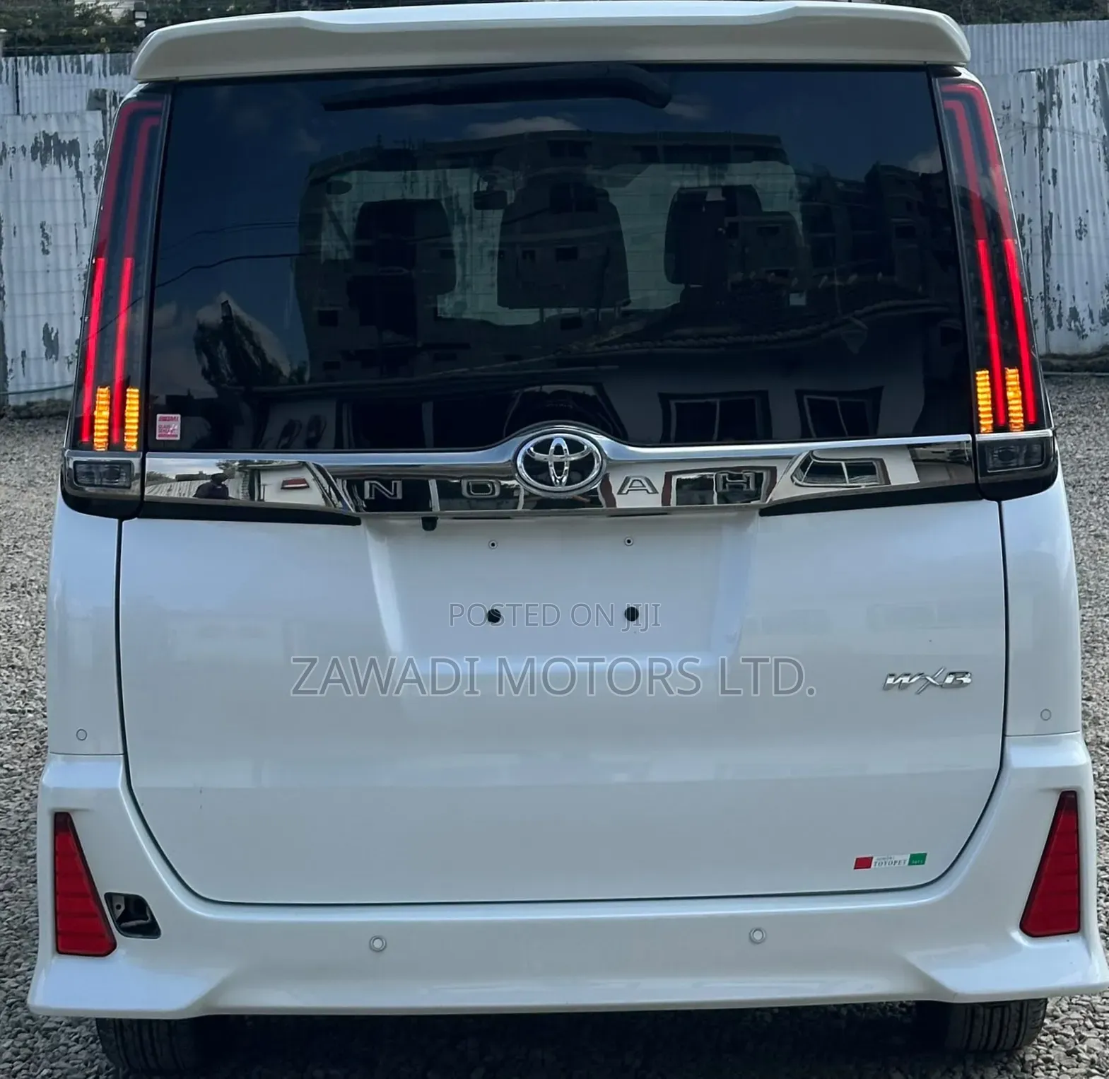 Toyota Noah 2.0 FWD (8 Seater) 2020 White