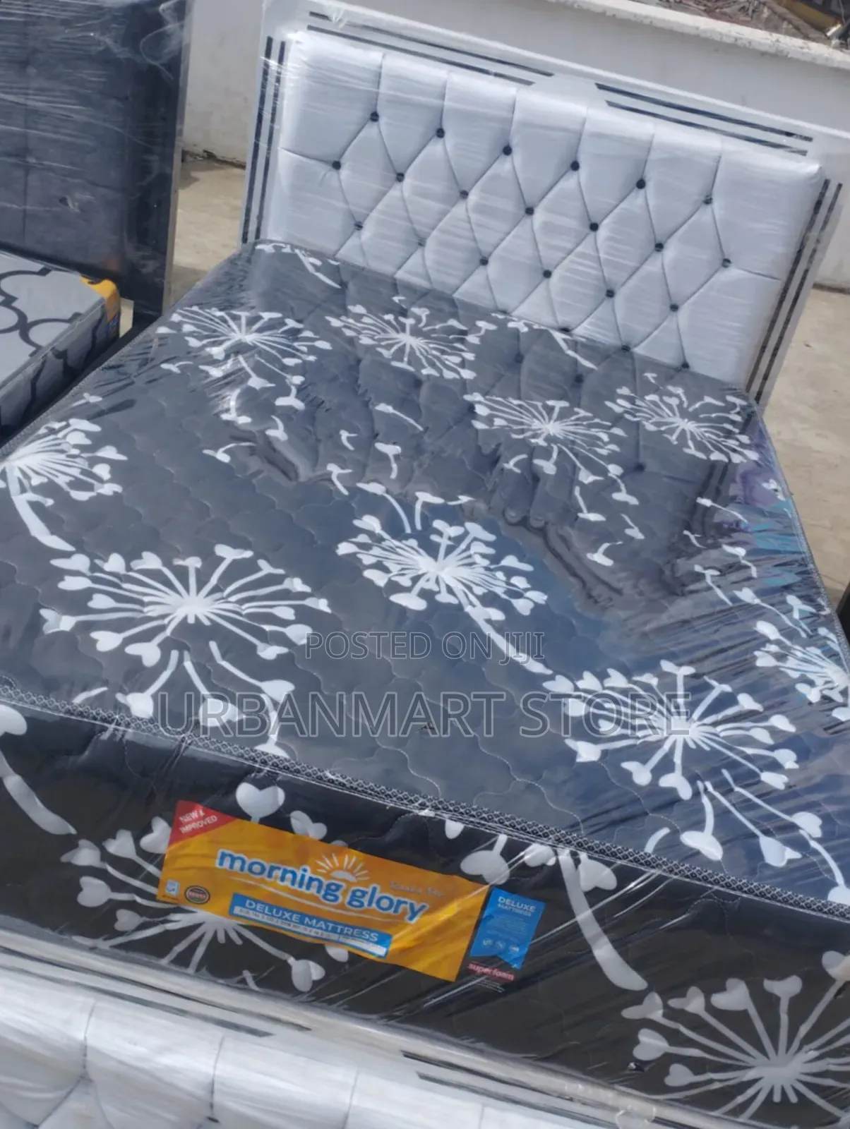 Huge Bed Mattress 5 by 6, 10 Inches Quilted at 9200
