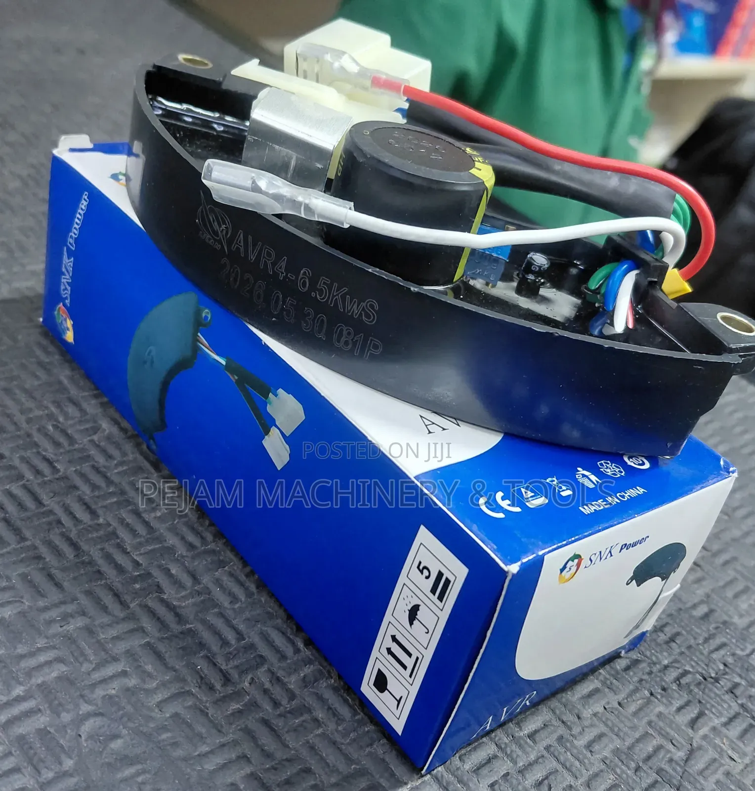 6.5kw/8.5kw Three Phase 8 Wire Automatic Voltage Regulator (AVR)