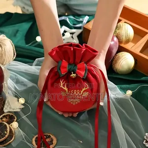 Christmas Velvet Gift Pouch Drawstring Bag 15x13cm
