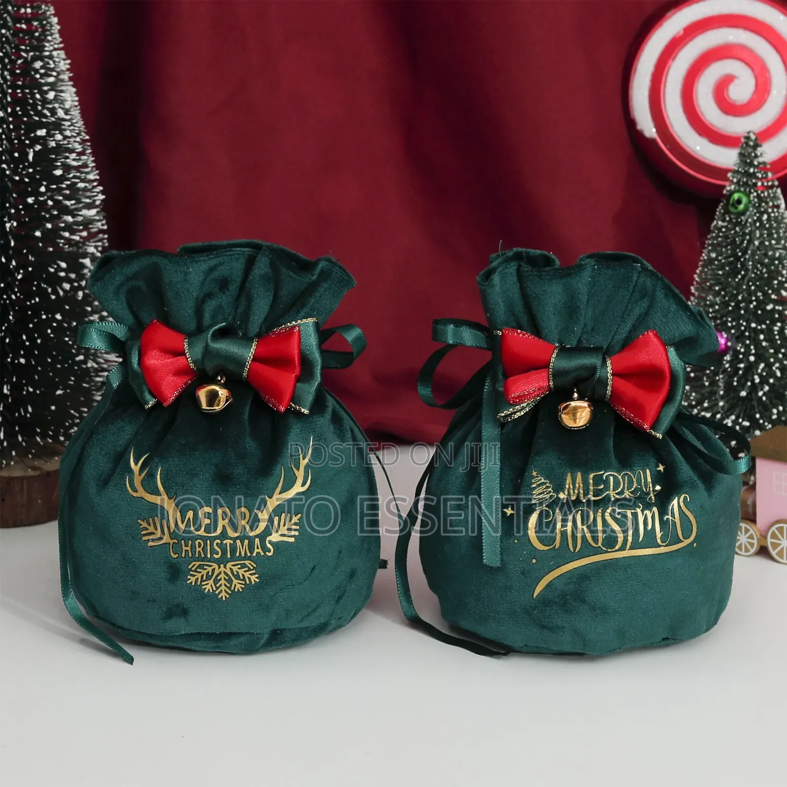 Velvet Christmas Gift Pouch Drawstring Holiday Apple Candy Bag