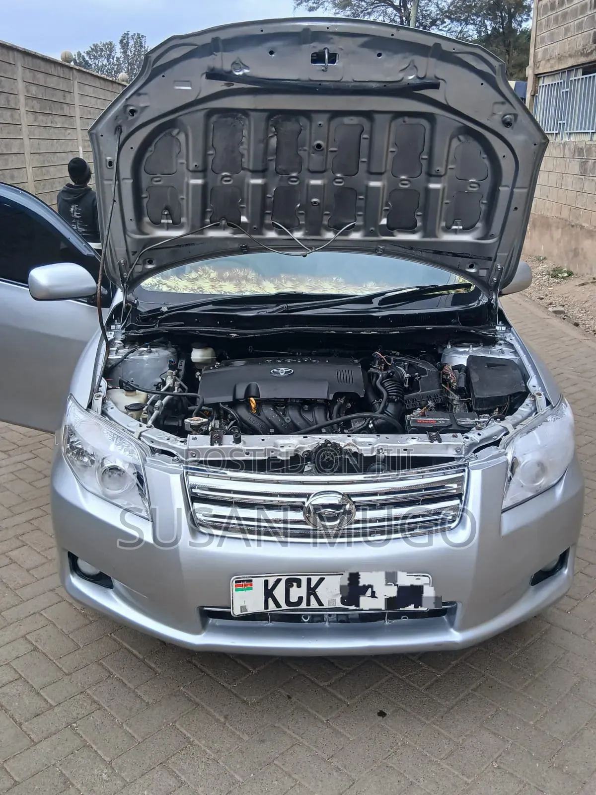Toyota Axio 2009 Silver