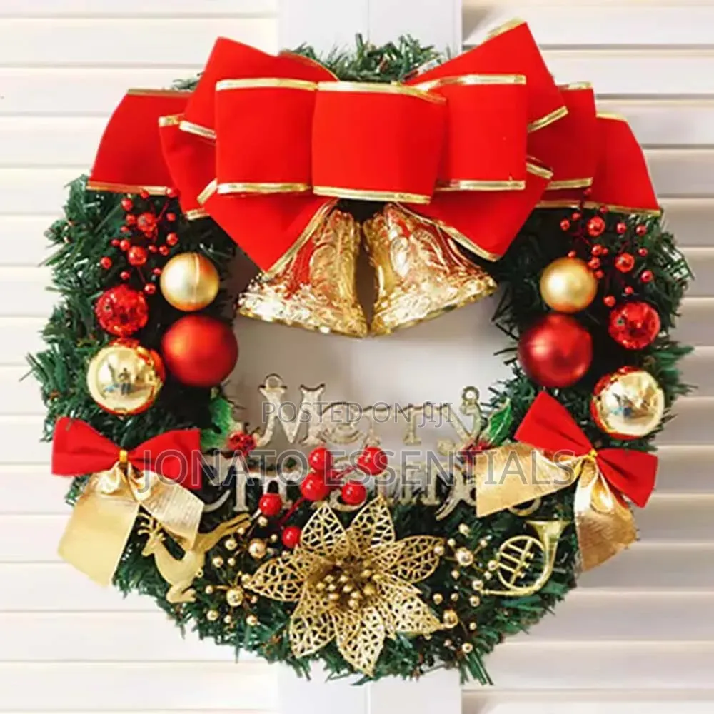 Christmas Wreath Door Decoration 30cm Festive Wreath