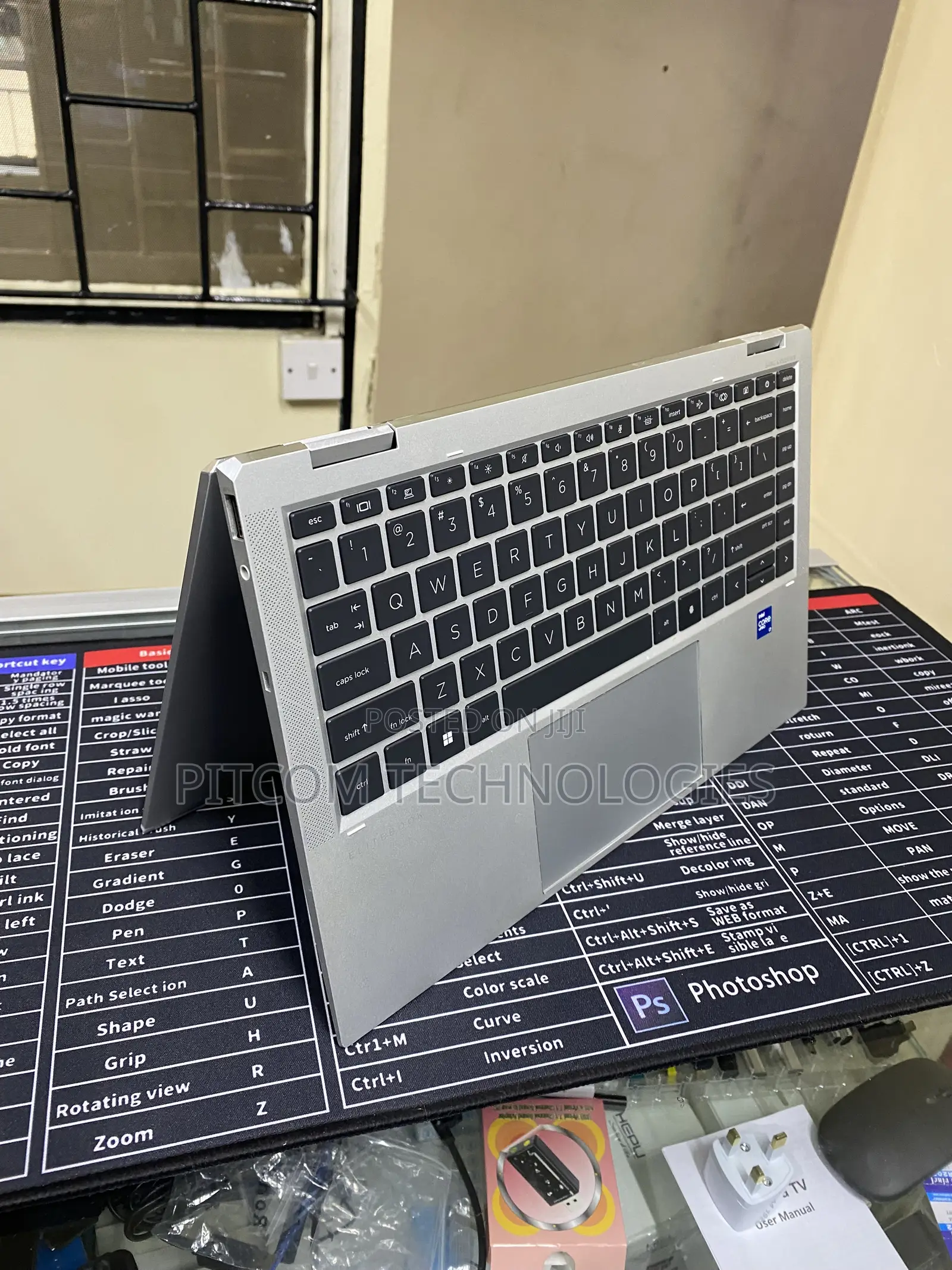 Laptop HP EliteBook 1040 G8 16GB Intel Core i7 SSD 512GB