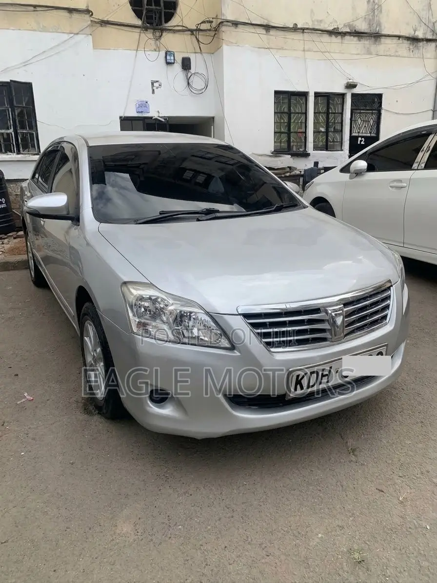 Toyota Premio 2014 Silver