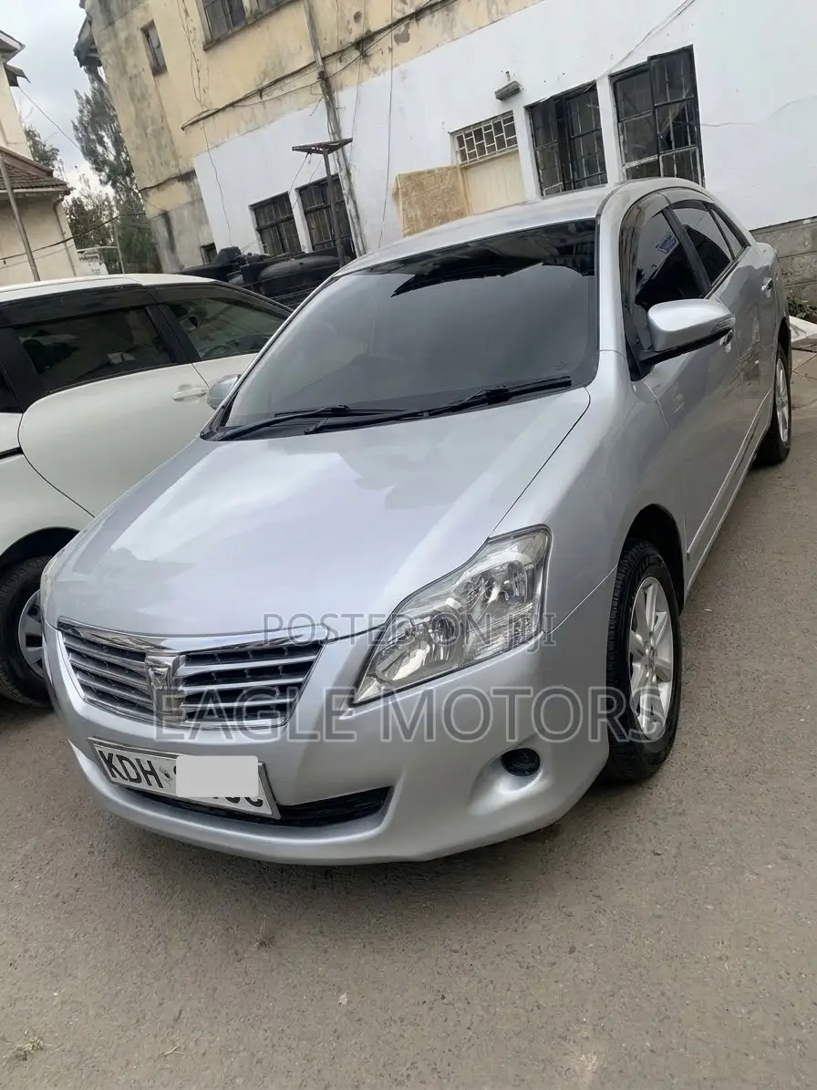 Toyota Premio 2014 Silver
