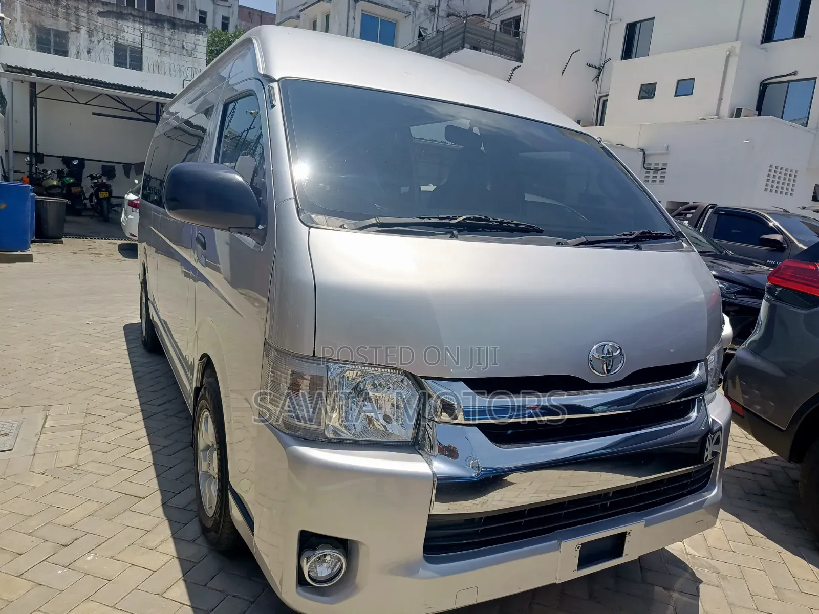 Toyota HiAce 2020 Silver