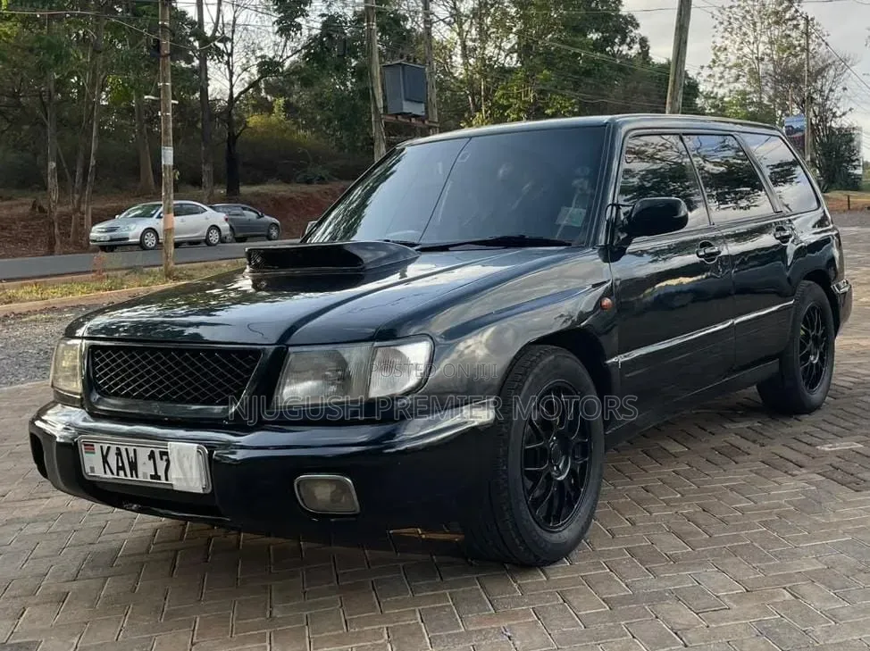 Subaru Forester 2000 Black
