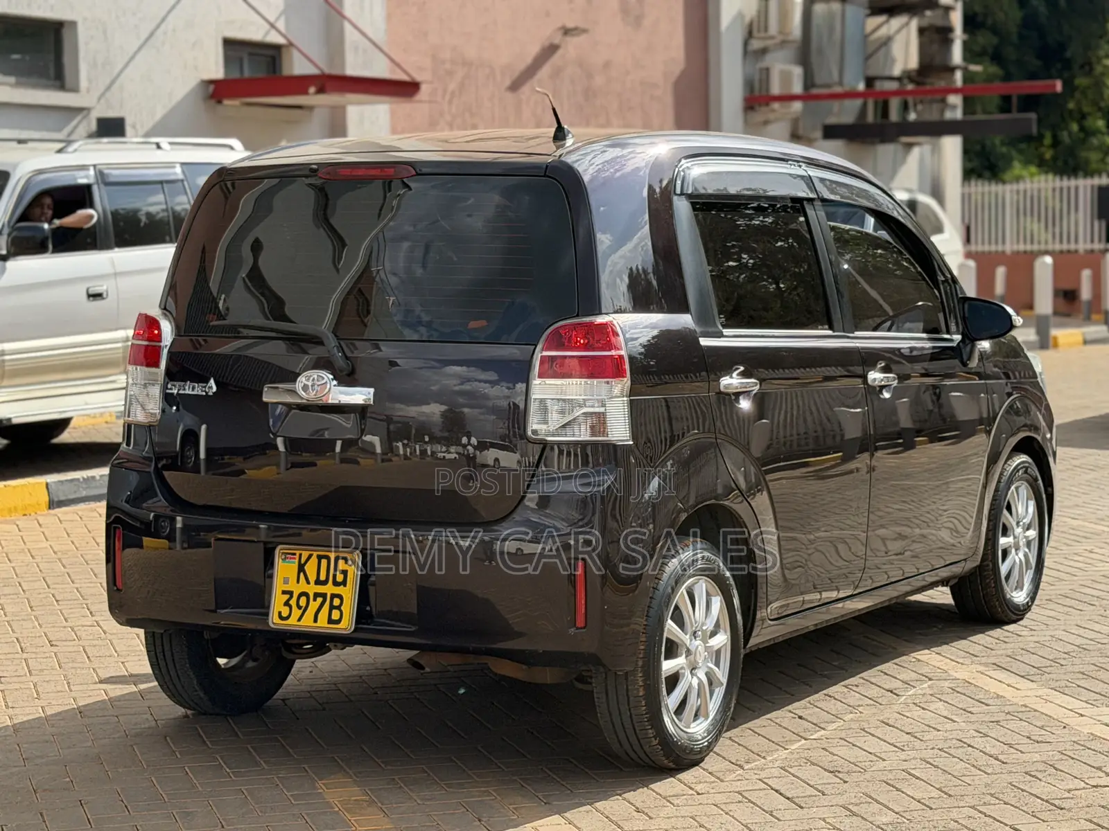 Toyota Spade 2014 Black