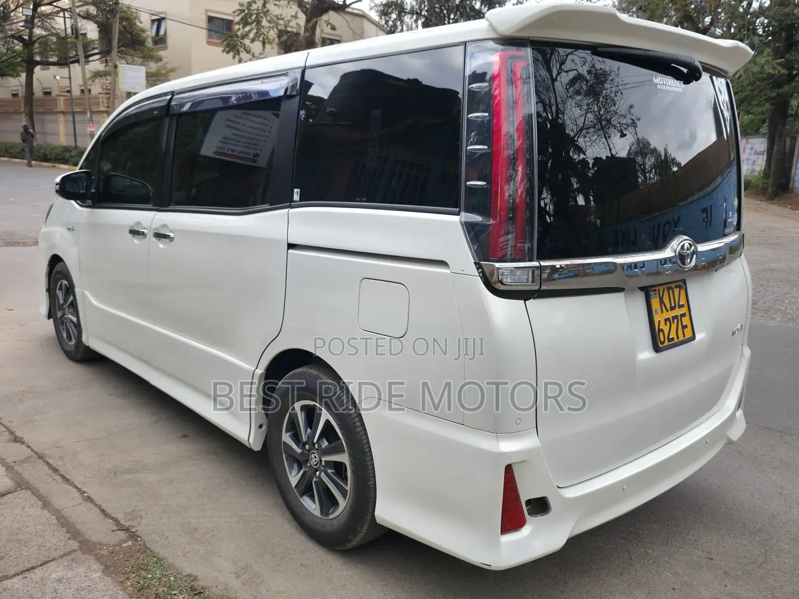 Toyota Noah 2.0 FWD (7 Seater) 2019 White
