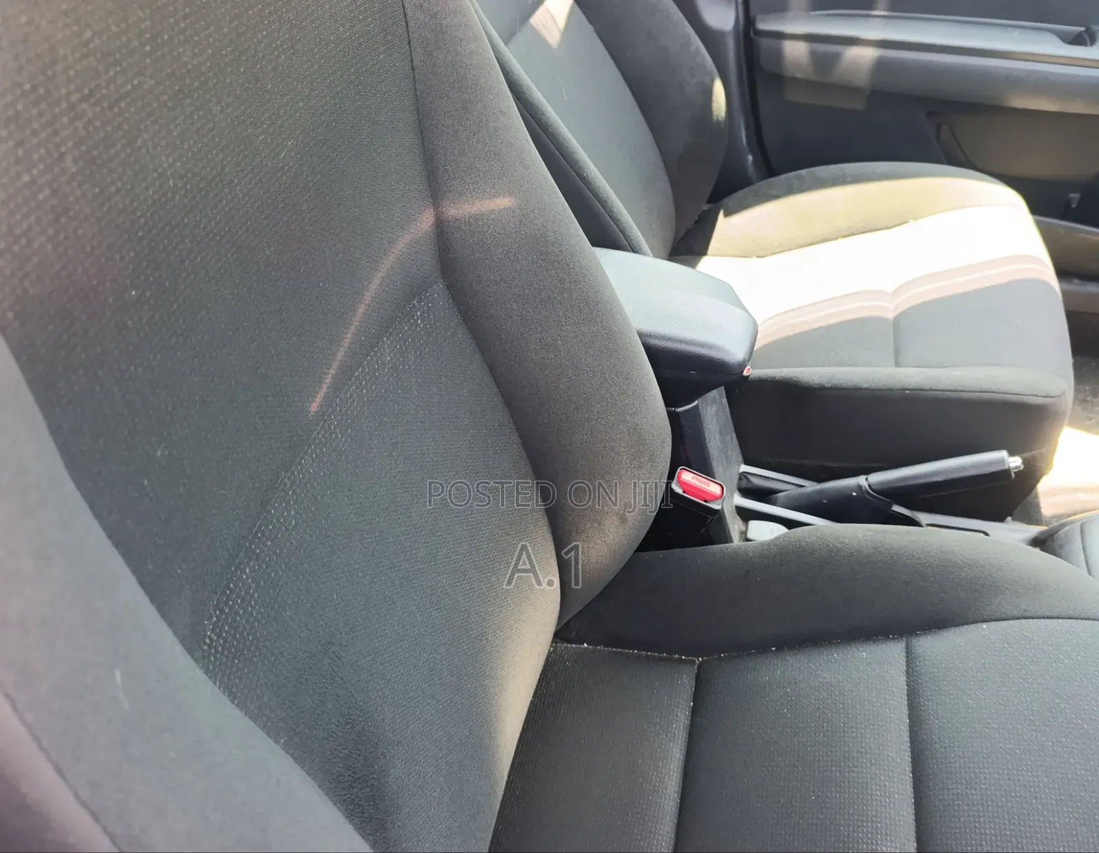 Toyota Corolla Fielder 1.5 Hybrid FWD 2020 Pearl