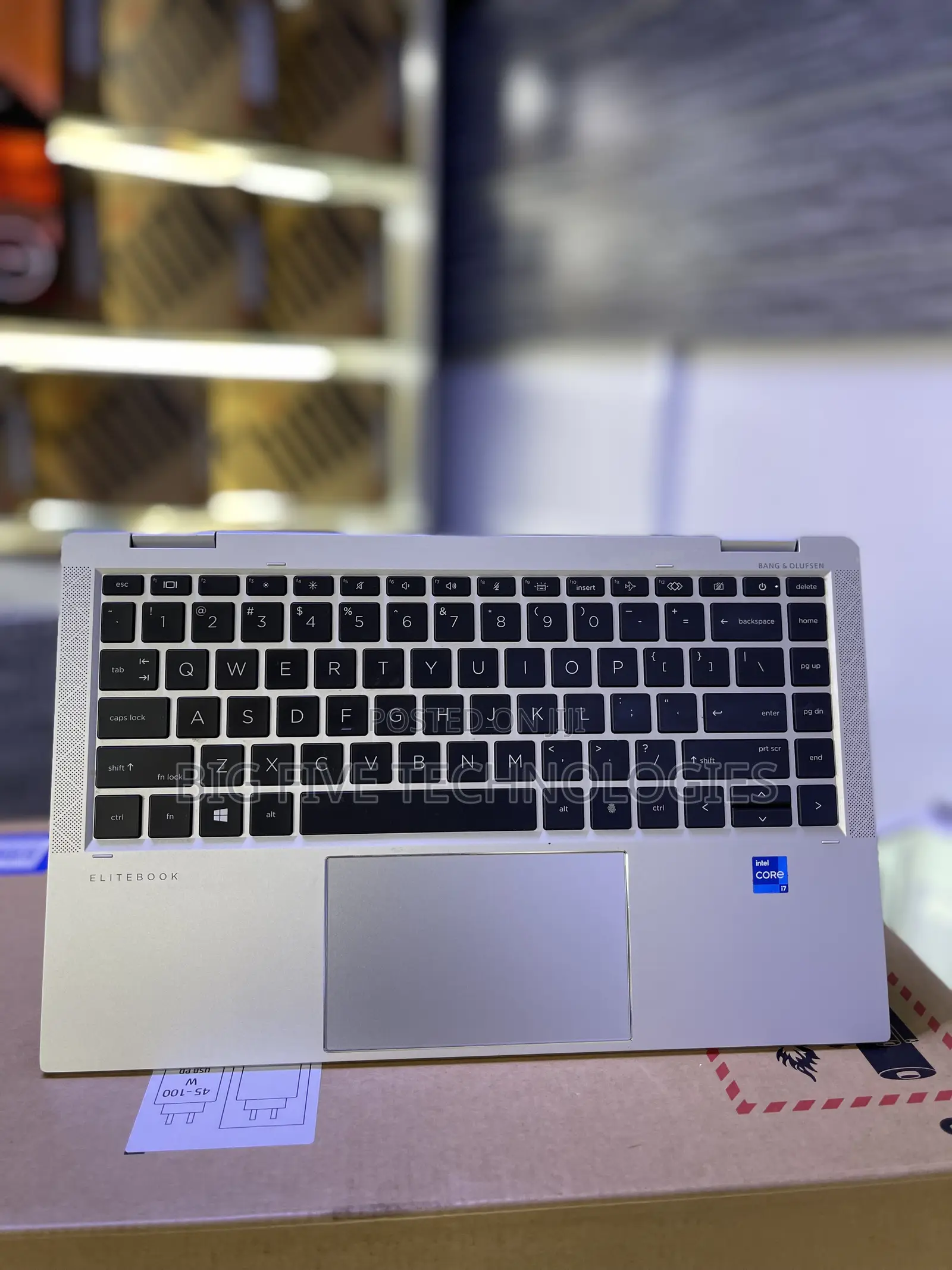 Laptop HP EliteBook 1040 G8 16GB Intel Core i7 SSD 512GB