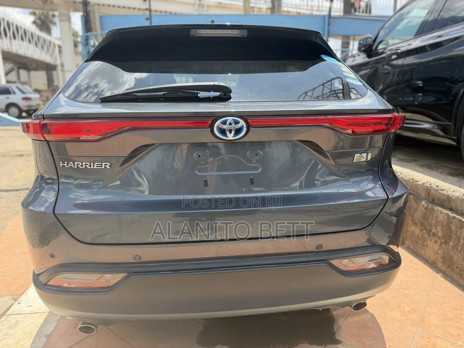 Toyota Harrier 2.5 Hybrid 2020 Blue