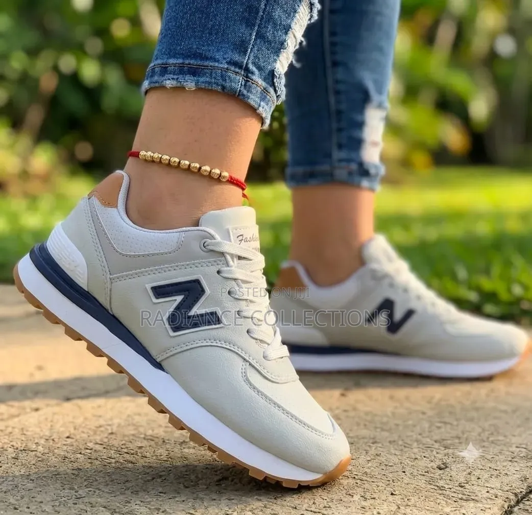 New Balance Classic Sneakers