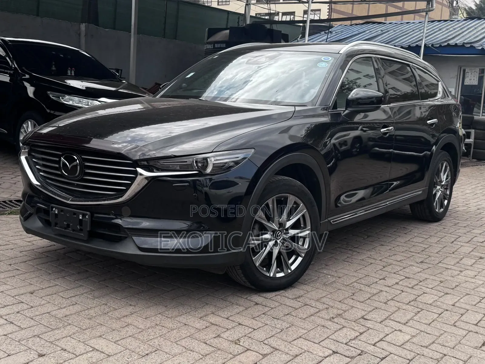 Mazda AZ 2019 Off white
