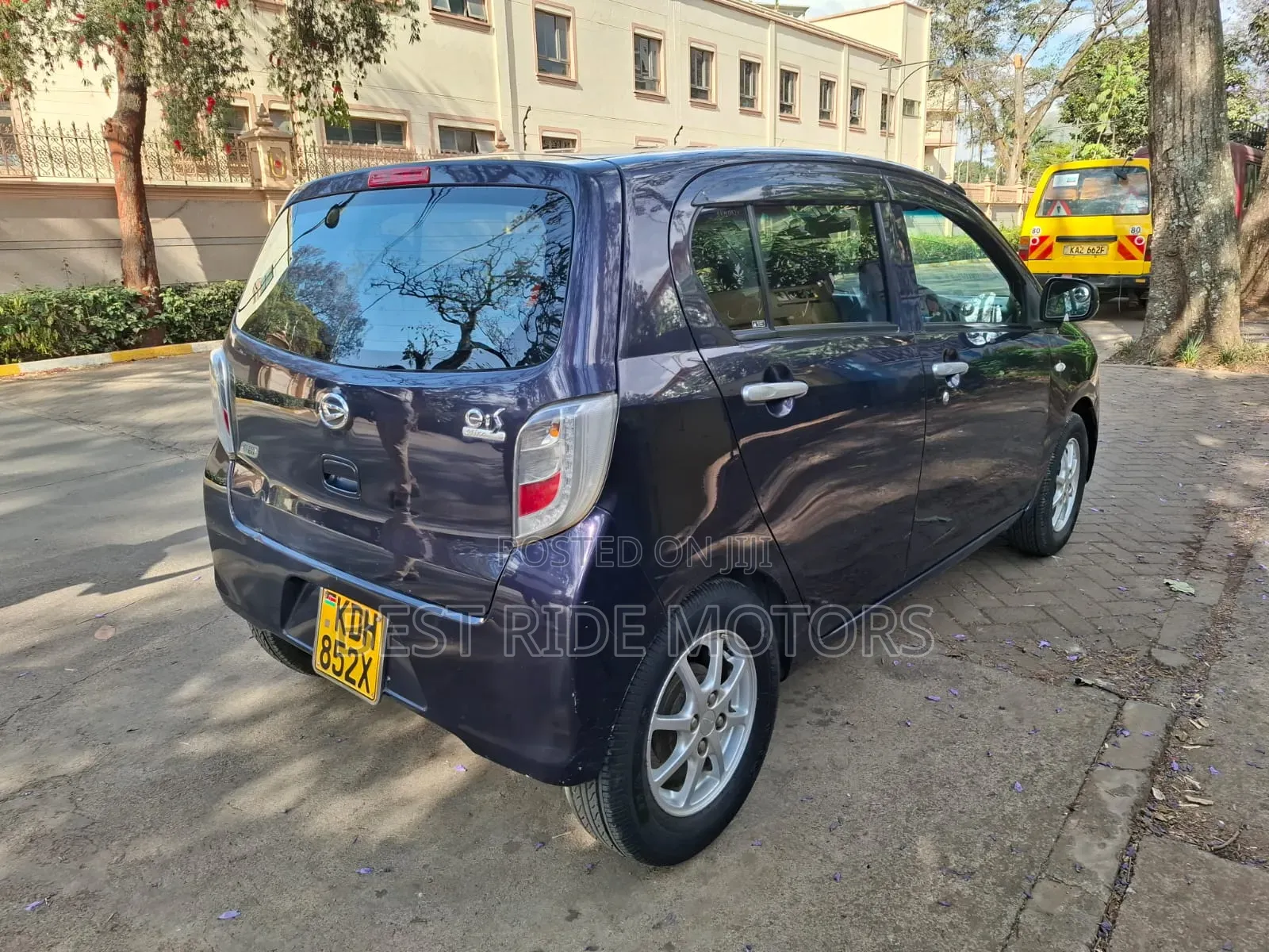 Daihatsu Mira 2015 Purple