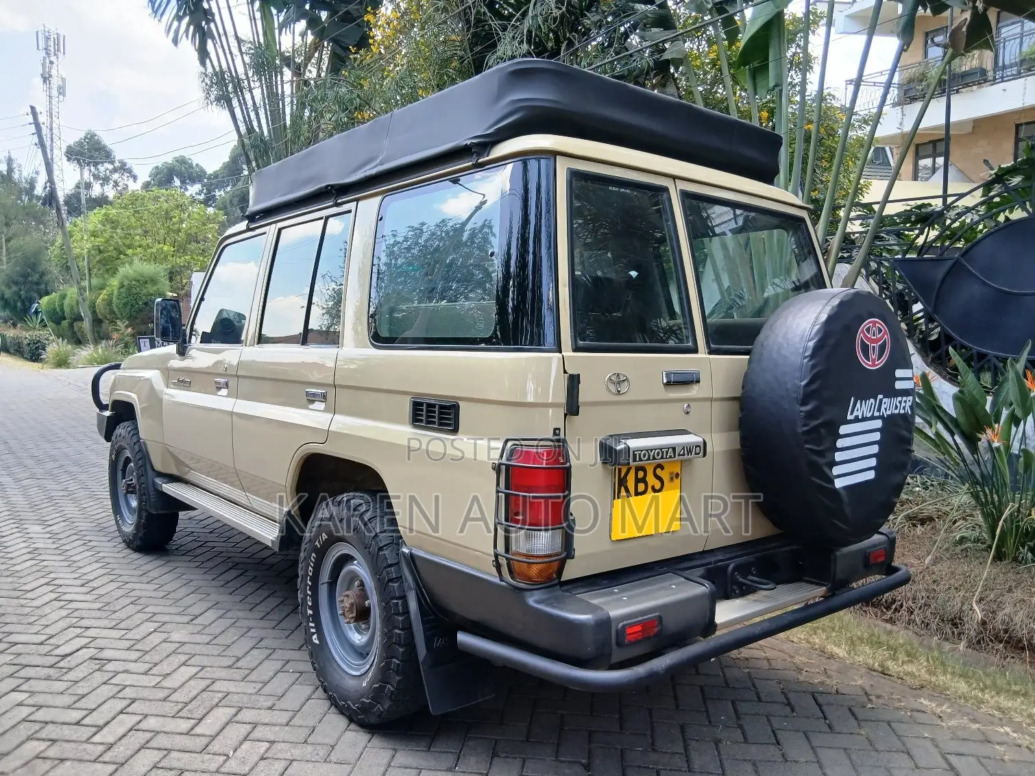 Toyota Land Cruiser 2012