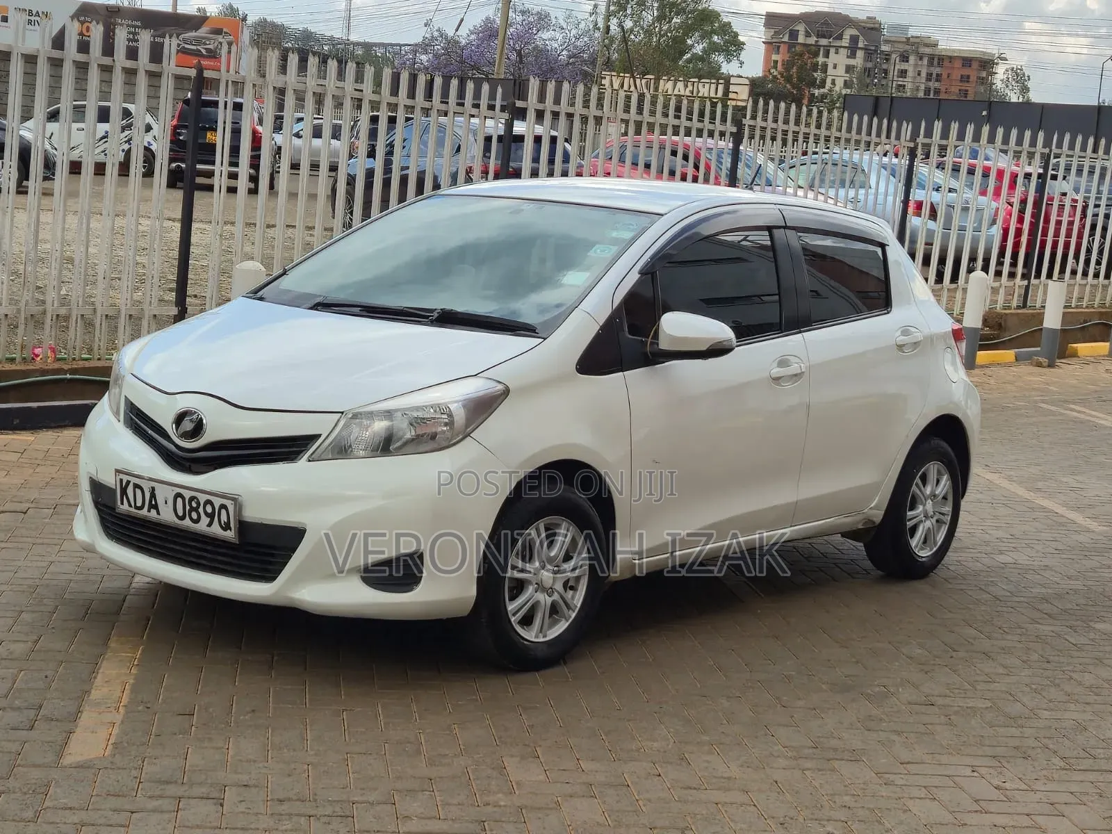 Toyota Vitz 2014 White