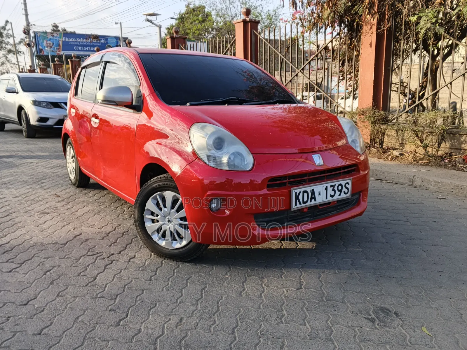 Toyota Passo 1.0 FWD 2014 Red