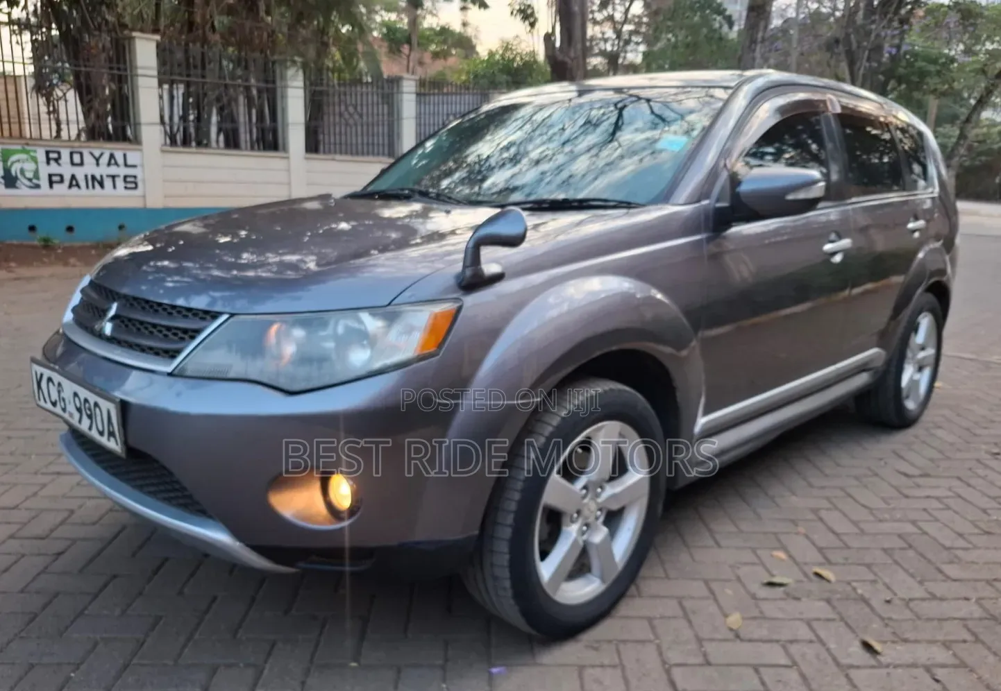 Mitsubishi Outlander 2.4 ES 4x4 2008 Gray